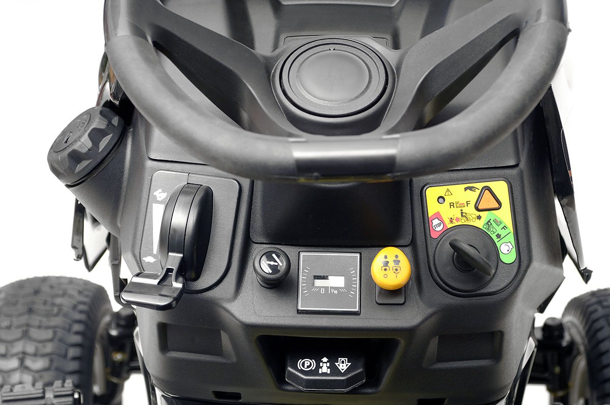 Black Edition 285/106 TWIN KH TRAC Rasentraktor mit Winterpaket 120 Plus