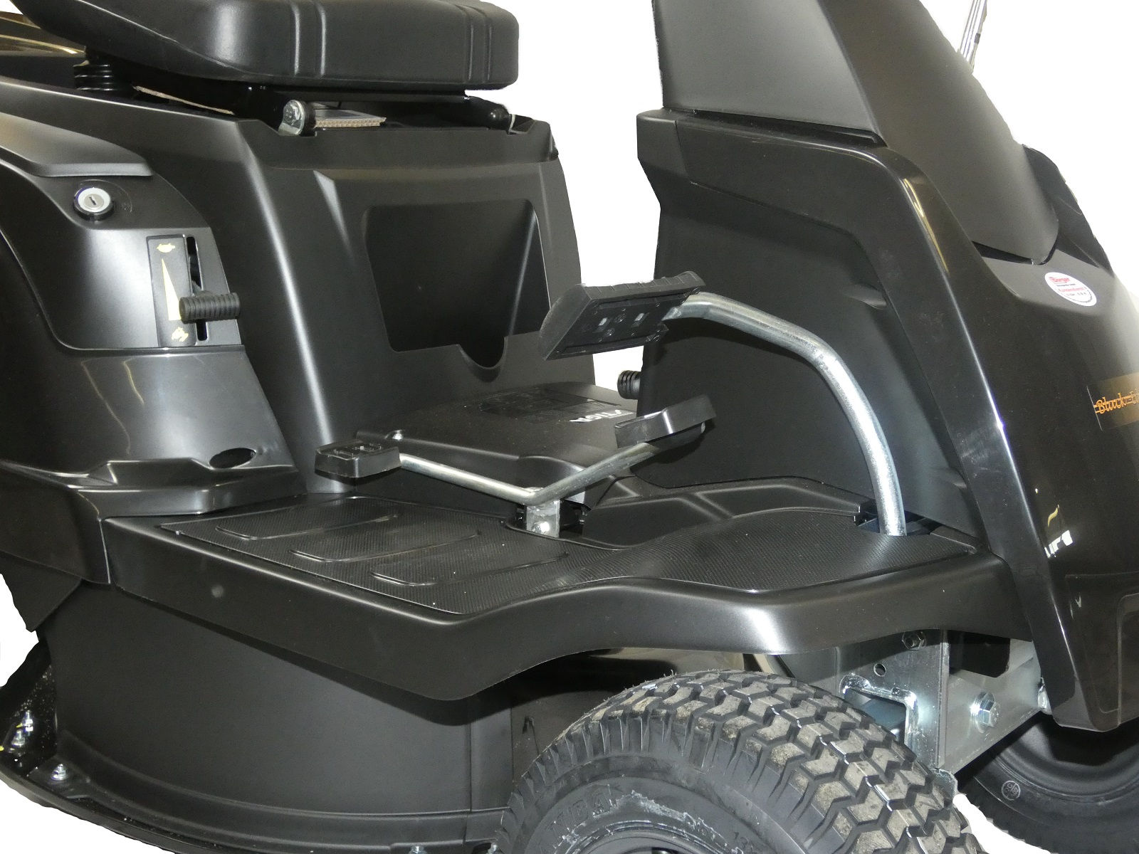 Black Edition PRO 1066 H Aufsitzmäher