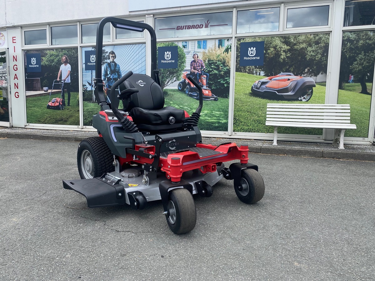 Cramer 82ZTC132 82V Optimus Z Zero Turn | Nullwendekreismäher