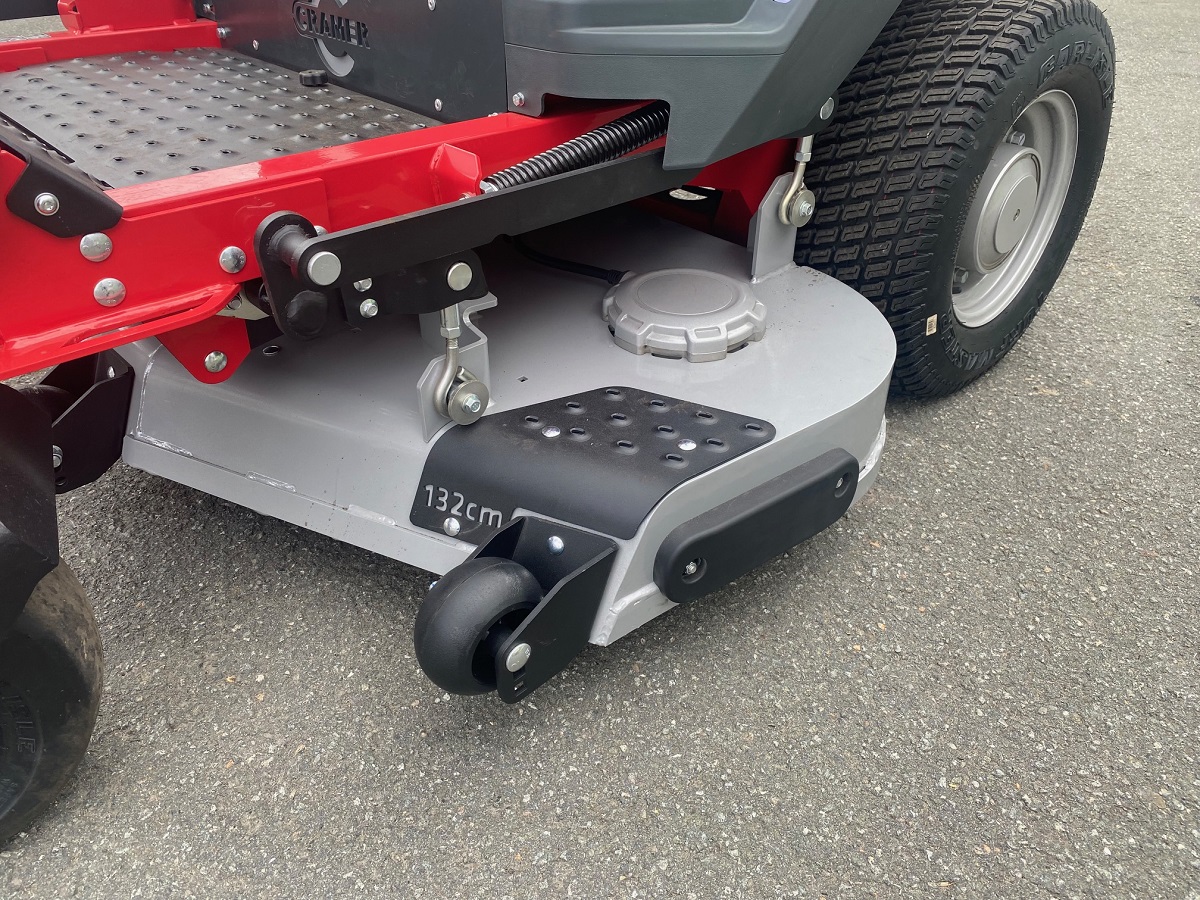 Cramer 82ZTC132 82V Optimus Z Zero Turn | Nullwendekreismäher