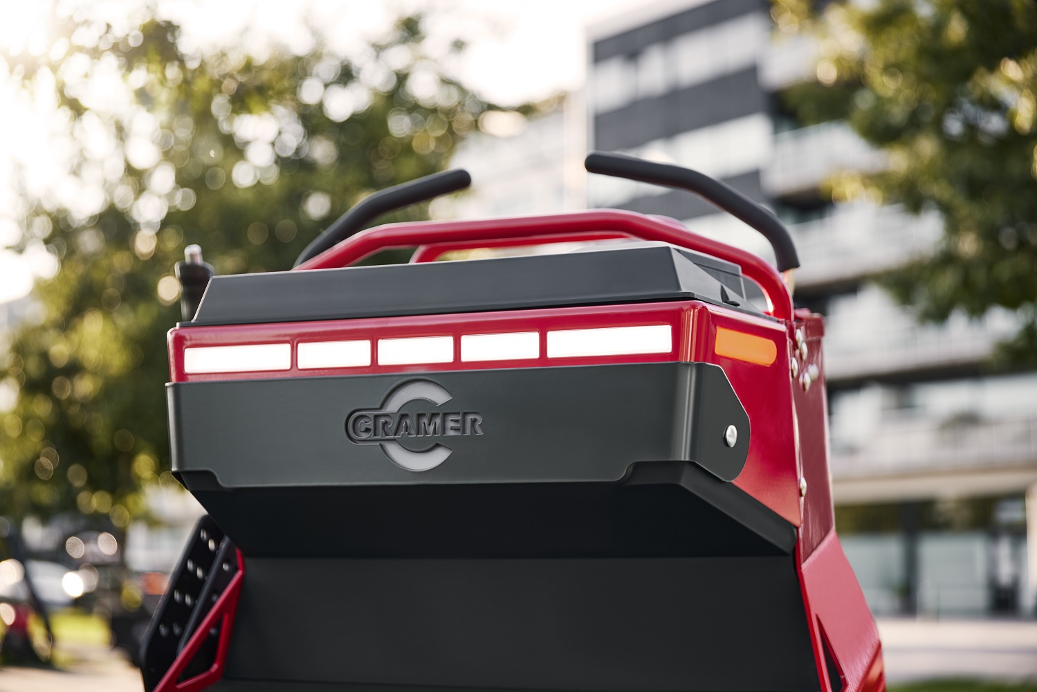 Cramer 82ZTCS92 Zero Turn Nullwendekreis-Stehrasenmäher