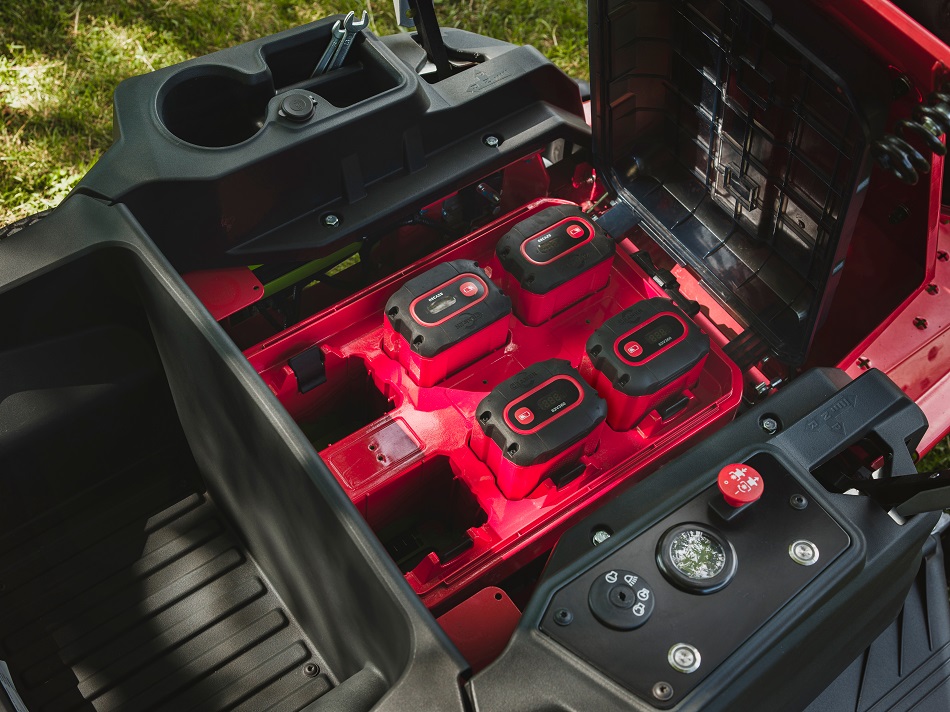 Cramer 82ZT107 Aufsitzmäher inkl. 6x Akku und Transport-Schnellladegerät