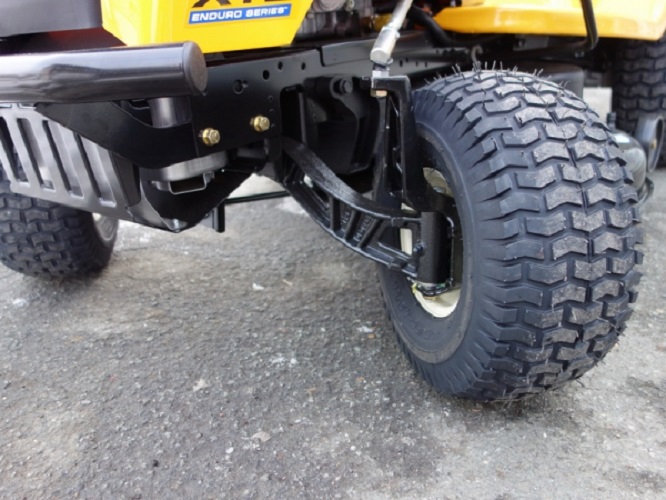 Cub Cadet XT2 PR95 Rasentraktor mit Schneeschild 120 Plus