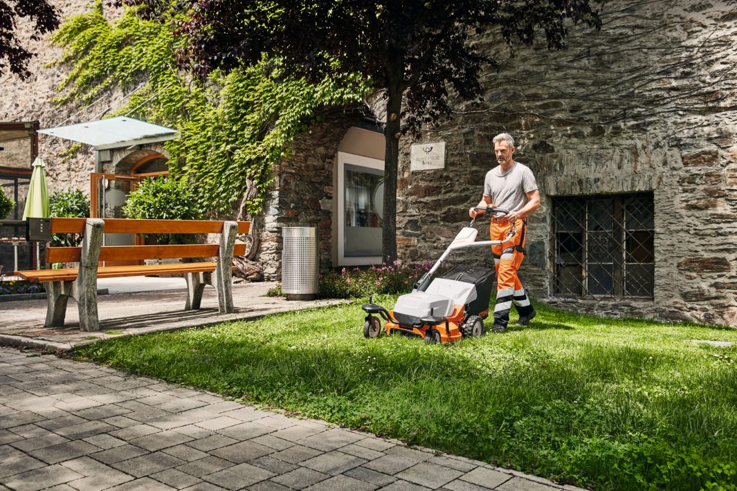 STIHL RMA 765 V Rasenmäher inkl. Akku und Ladegerät | Adapter