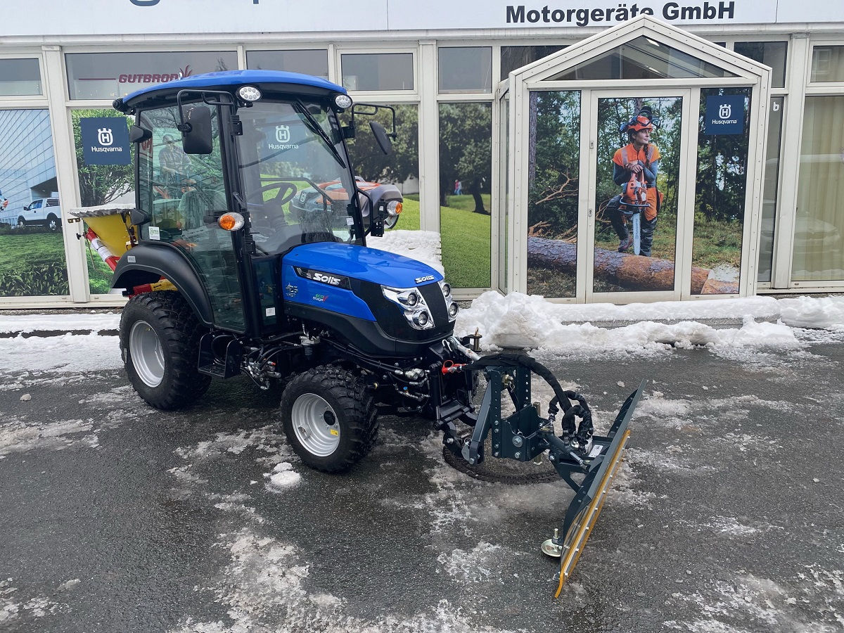 Solis 26 HST Allrad Traktor inkl. Winterpaket 1