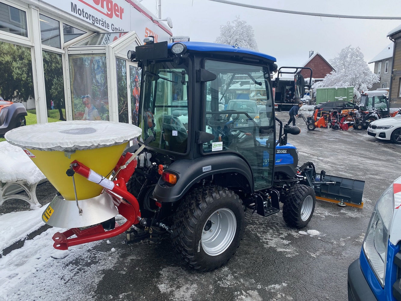 Solis 26 HST Allrad Traktor inkl. Winterpaket 1