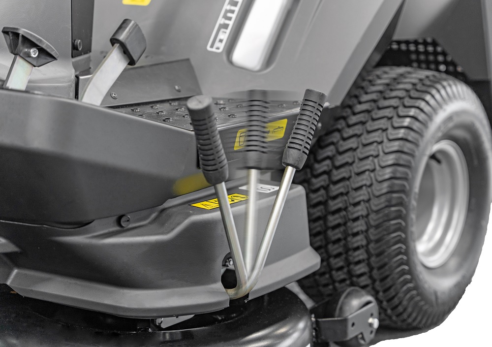 Black Edition Rasentraktor BL 300/106 Twin HK by Efco – New